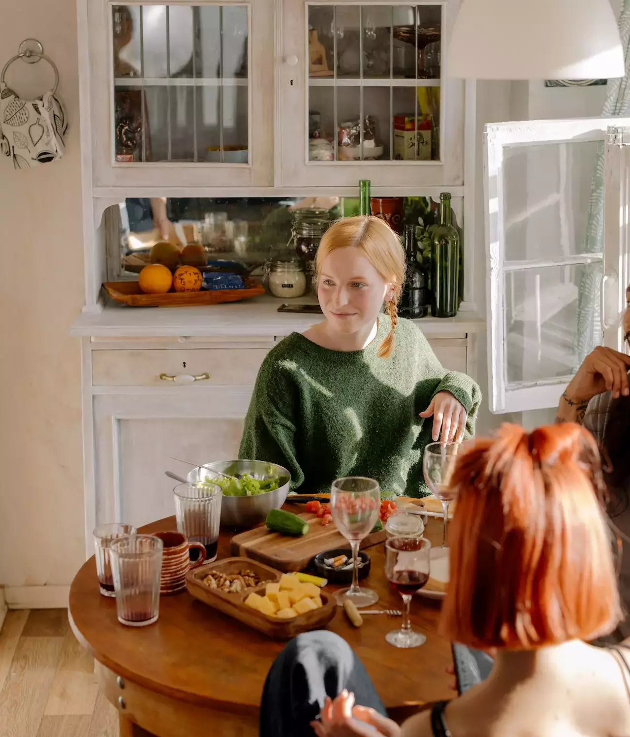 Tips for Hosting a Potluck Party &bull; Partytrick Blog